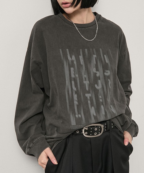 Alfred Alex(アルフレッドアレックス)の「【Alfred Alex】Vintage Typography L/S Tee / ヴィンテージライク ビッグシルエット ロゴグラフィックロンT(Tシャツ/カットソー・メンズ・ブラック系/杢グレー/オリーブ/ブラック/ダークブラウン・L/M)」の6枚目の写真