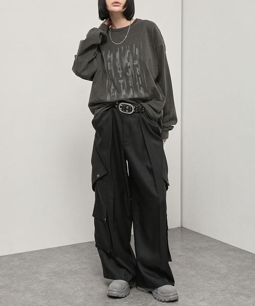 Alfred Alex(アルフレッドアレックス)の「【Alfred Alex】Vintage Typography L/S Tee / ヴィンテージライク ビッグシルエット ロゴグラフィックロンT(Tシャツ/カットソー・メンズ・ブラック系/杢グレー/オリーブ/ブラック/ダークブラウン・L/M)」の11枚目の写真