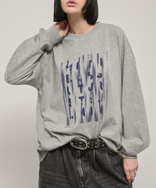 Alfred Alex(アルフレッドアレックス)の「【Alfred Alex】Vintage Typography L/S Tee / ヴィンテージライク ビッグシルエット ロゴグラフィックロンT(Tシャツ/カットソー・メンズ・ブラック系/杢グレー/オリーブ/ブラック/ダークブラウン・L/M)」の18枚目の写真
