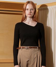Diagonal Neck Line Ribbed Knit (Brown)