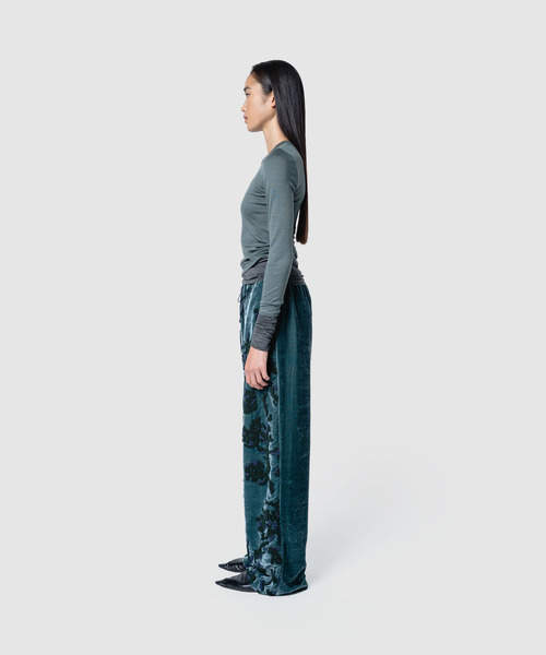 muller of yoshiokubo(ミュラーオブヨシオクボ)の「muller of yoshiokubo ミュラーオブヨシオクボ / DIMENSIONAL EMBROIDERY PANTS ディメンショナルエンブロイダリーパンツ / MLF26416(その他パンツ・レディース・ブルー/ブラウン・38)」の17枚目の写真