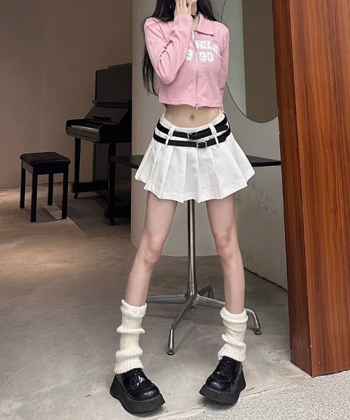 SHEPP(シープ)の「【26年秋冬新作】カレッジロゴ 襟付き クロップド カットソー 長袖 リブニット(Tシャツ/カットソー・レディース・グレー/ネイビー/ピンク・F)」の21枚目の写真