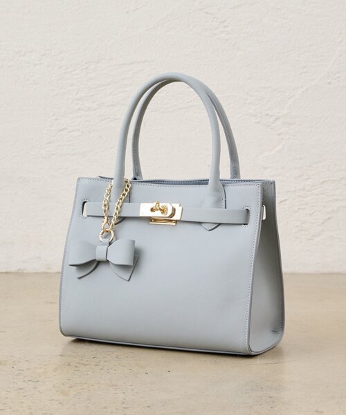 La boutique BonBon（ラブティックボンボン）の「【miki監修・最強デートBAG】レザーワイドトートバッグ（トートバッグ・レディース・ライトグレー/ブラック/グレー系その他・FREE）」の5枚目の写真