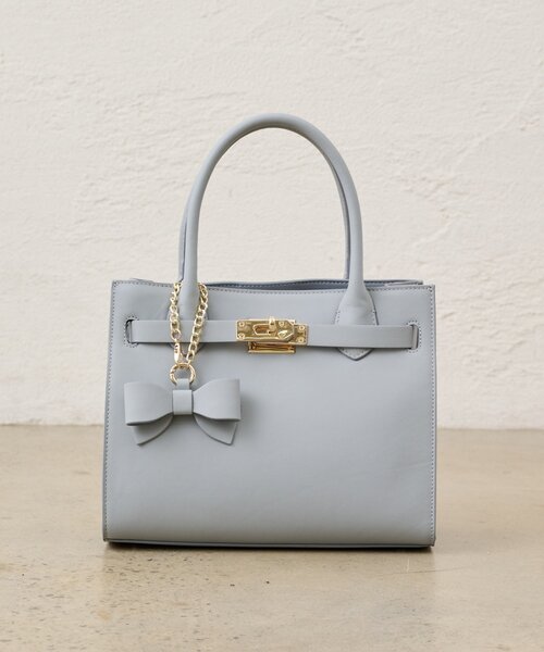 La boutique BonBon（ラブティックボンボン）の「【miki監修・最強デートBAG】レザーワイドトートバッグ（トートバッグ・レディース・ライトグレー/ブラック/グレー系その他・FREE）」の6枚目の写真
