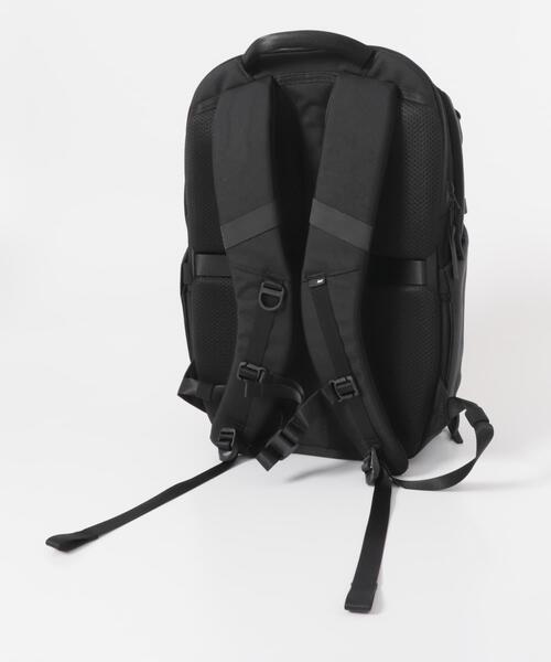 Aer(エアー)の「AER CITY PACK PRO 2 24L(バックパック/リュック・メンズ・ブラック・FREE)」の9枚目の写真