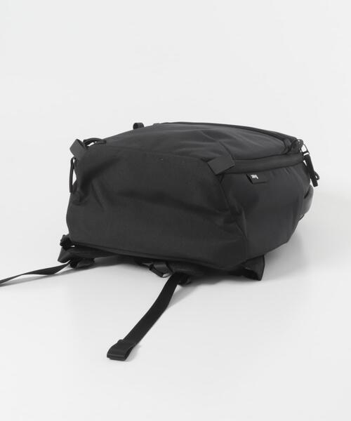 Aer(エアー)の「AER CITY PACK PRO 2 24L(バックパック/リュック・メンズ・ブラック・FREE)」の10枚目の写真
