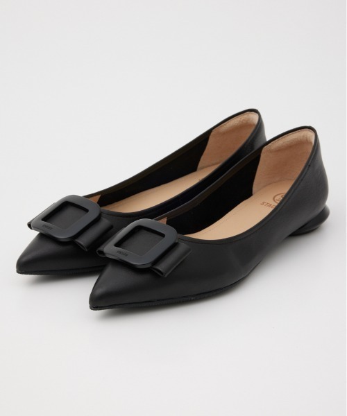 STACCATO(スタッカート)の「ミルーレフラットシューズ(パンプス・レディース・グレイッシュベージュ/ブラック・24.5cm/24cm/23.5cm/23cm/22.5cm)」の2枚目の写真