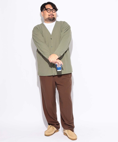 B&T CLUB(ビーティークラブ)の「カーディガン 長袖 メンズ 大きいサイズ ドット 釦 ボタン カルゼジョーゼット B&T CLUB (ビーアンドティークラブ)(カーディガン/ボレロ・メンズ・カーキ/ベージュ/ブラック・X1(3L~4L)/X2(4L~5L))」の6枚目の写真