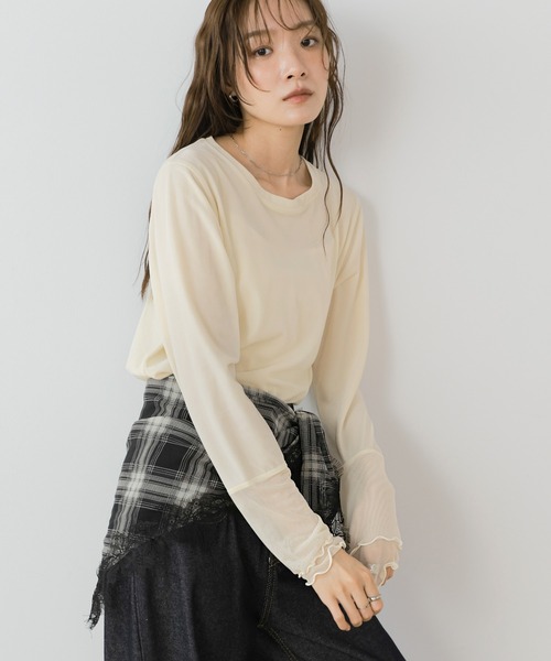 Bab(バブ)の「シアーベロアチュールカフストップス(Tシャツ/カットソー・レディース・アイボリー/チャコールグレー/ブラウン・FREE)」の4枚目の写真