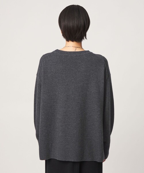 green label relaxing（グリーンレーベルリラクシング）の「［size SHORTあり］SERENITY クルーネック プルオーバー ニット（ニット/セーター・レディース・ナチュラル/ピンク/ブラック/ダークブラウン/コバルトブルー/ダークグレー/モカ・FREE/SHORT）」の15枚目の写真