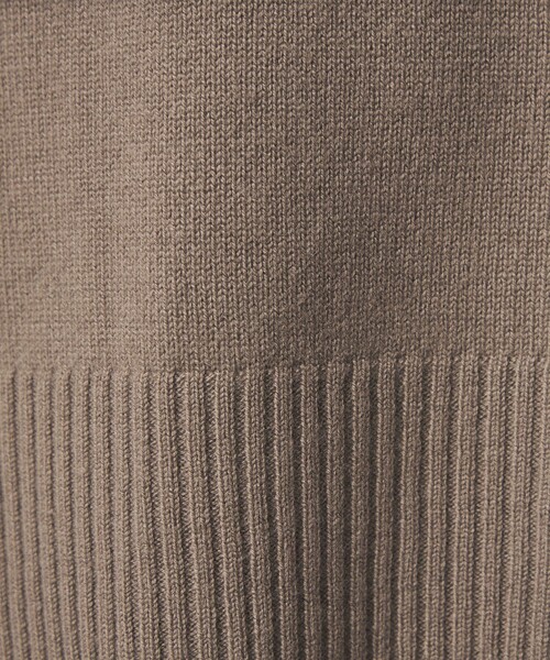 green label relaxing（グリーンレーベルリラクシング）の「［size SHORTあり］SERENITY クルーネック プルオーバー ニット（ニット/セーター・レディース・ナチュラル/ピンク/ブラック/ダークブラウン/コバルトブルー/ダークグレー/モカ・FREE/SHORT）」の12枚目の写真