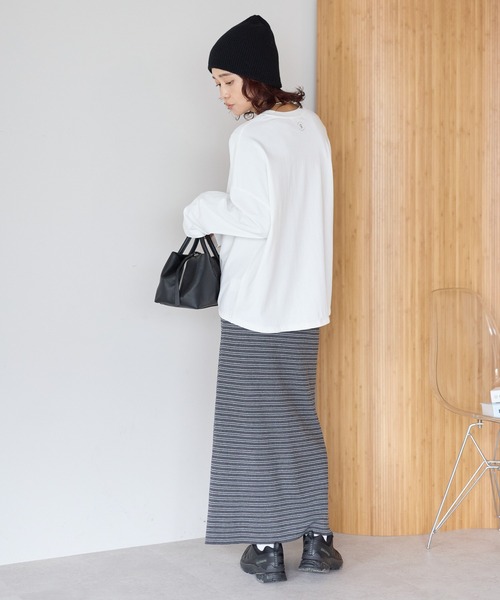 gossara(ゴサラ)の「【gossara 裾アレンジを楽しむ】ピグメント加工ドロストロンT(Tシャツ/カットソー・レディース・オフホワイト/チャコールグレー/ブラウン/グレイッシュベージュ・FREE)」の16枚目の写真