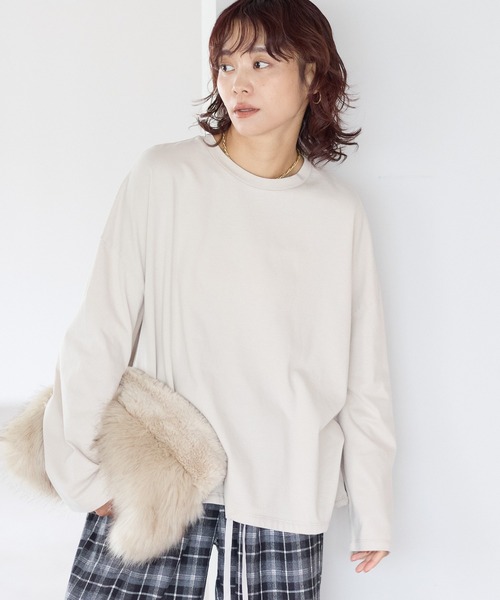 gossara(ゴサラ)の「【gossara 裾アレンジを楽しむ】ピグメント加工ドロストロンT(Tシャツ/カットソー・レディース・オフホワイト/チャコールグレー/ブラウン/グレイッシュベージュ・FREE)」の19枚目の写真