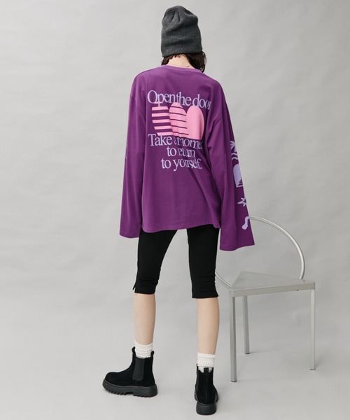 Auntie Rosa Holiday(アンティローザホリデー)の「オーバーサイズロンT/OFFLINE(Tシャツ/カットソー・レディース・グレー/チャコールグレー/パープル・FREE)」の7枚目の写真