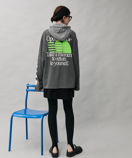 Auntie Rosa Holiday(アンティローザホリデー)の「オーバーサイズロンT/OFFLINE(Tシャツ/カットソー・レディース・グレー/チャコールグレー/パープル・FREE)」の16枚目の写真
