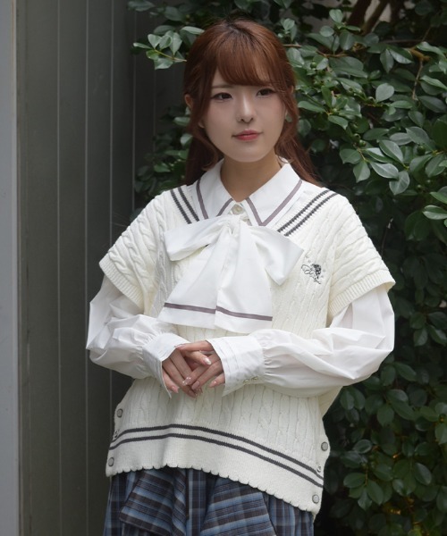 axes femme（アクシーズファム）の「刺繍入りチルデンニットベスト（ニット/セーター・レディース・ワイン/キナリ/ネイビー・FREE）」の16枚目の写真