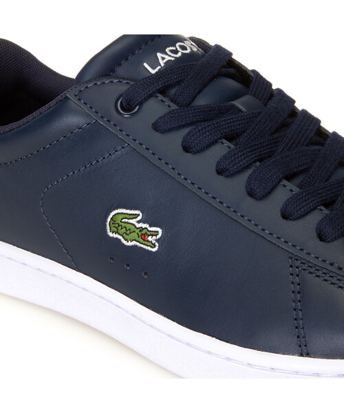 LACOSTE(ラコステ)の「CARNABY BL 1(スニーカー・レディース・ホワイト/ネイビー・23cm/23.5cm/24.5cm/22.5cm/24cm/25.5cm)」の3枚目の写真