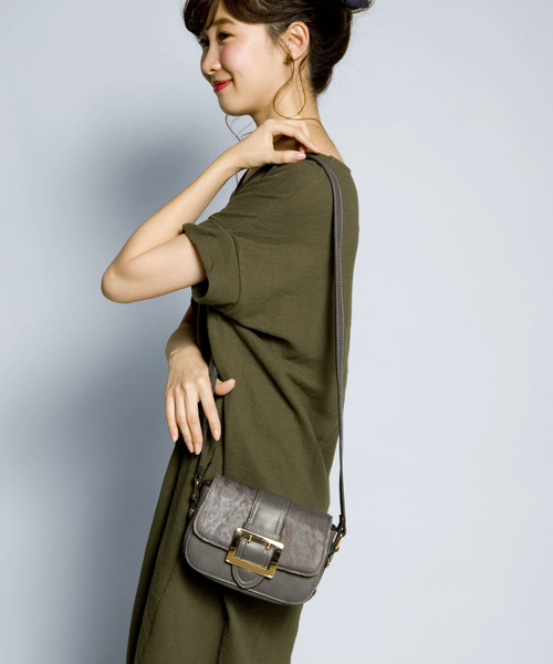 PLAIN CLOTHING（プレーンクロージング）の「ハラコフラップショルダーバッグ【PLAIN CLOTHING】（ショルダーバッグ・レディース・グレー/ブラック/レオパード/キャメル・FREE）」の20枚目の写真