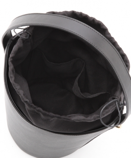 A part by（アパートバイ）の「【雑誌掲載多数】2WAYバケットBAG 746518 （ショルダーバッグ・レディース・ブラック/ブラック系その他/ホワイト系その他・FREE）」の12枚目の写真