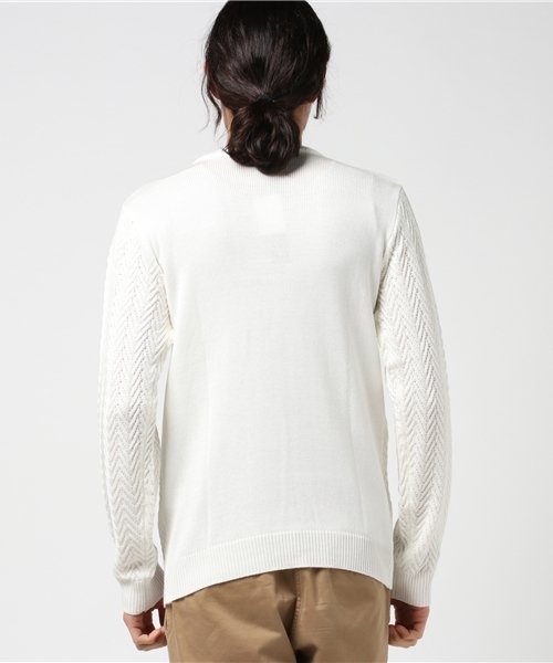 VENCEEXCHANGE（ヴァンスエクスチェンジ）の「シェブロン柄ニットプルオーバー                  （ニット/セーター・メンズ・オフホワイト/グレー/ブルー・LARGE/MEDIUM）」の5枚目の写真