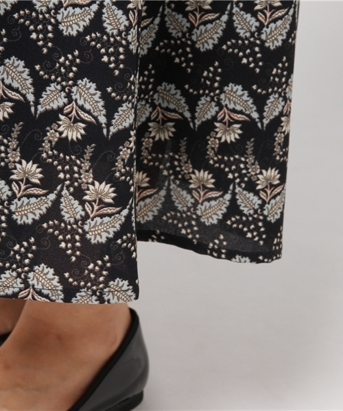 archives（アルシーヴ）の「ペイズリー柄前開きスカート（スカート・レディース・オフホワイト/ブルー/ネイビー・MEDIUM）」の9枚目の写真