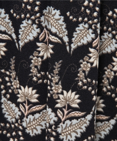 archives（アルシーヴ）の「ペイズリー柄前開きスカート（スカート・レディース・オフホワイト/ブルー/ネイビー・MEDIUM）」の10枚目の写真