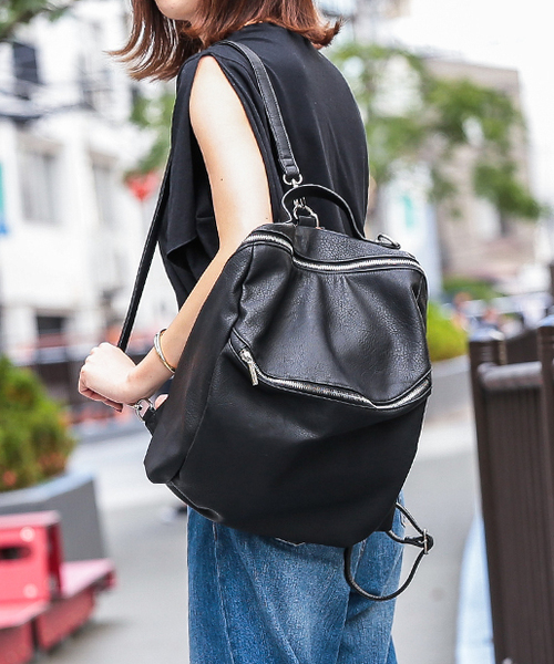 PAPILLONNER（パピヨネ）の「ビックポケットリュック（バックパック/リュック・レディース・グレー/ブラック・FREE）」の2枚目の写真