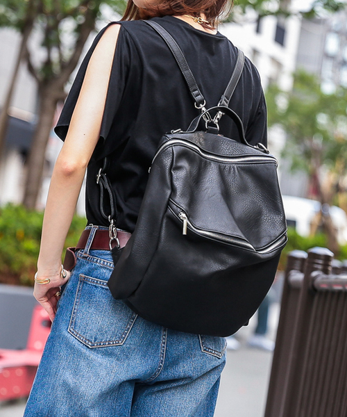 PAPILLONNER（パピヨネ）の「ビックポケットリュック（バックパック/リュック・レディース・グレー/ブラック・FREE）」の3枚目の写真