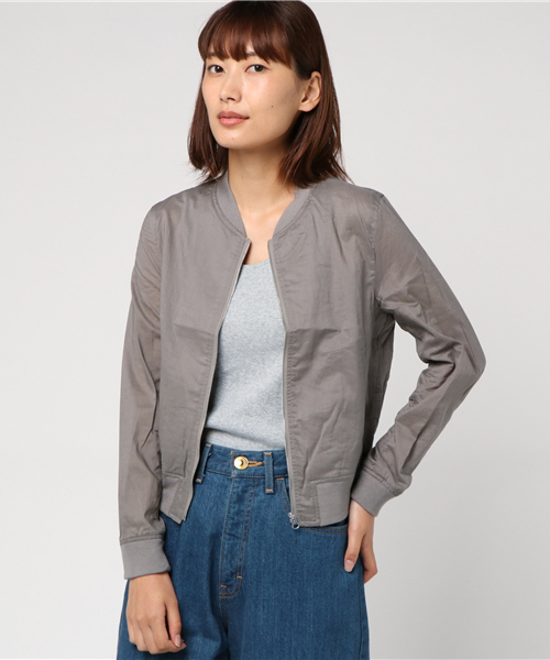 earth music&ecology（アースミュージックアンドエコロジー）の「・リブブルゾン（ブルゾン・レディース・ネイビー/グレイッシュベージュ/カーキ・L/M）」の2枚目の写真