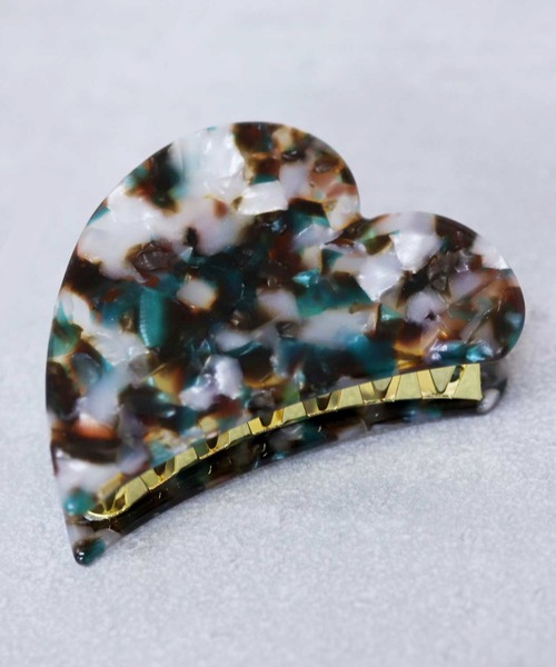 florist（フローリスト）の「ヘアクリップ ハート型 バンスクリップ（バレッタ/ヘアクリップ・レディース・パープル/イエロー系その他3/イエロー系その他2/ブラウン系その他2/ライトピンク/グリーン/ホワイト/グレー/ベージュ/ブラウン/ライトイエロー・FREE）」の6枚目の写真