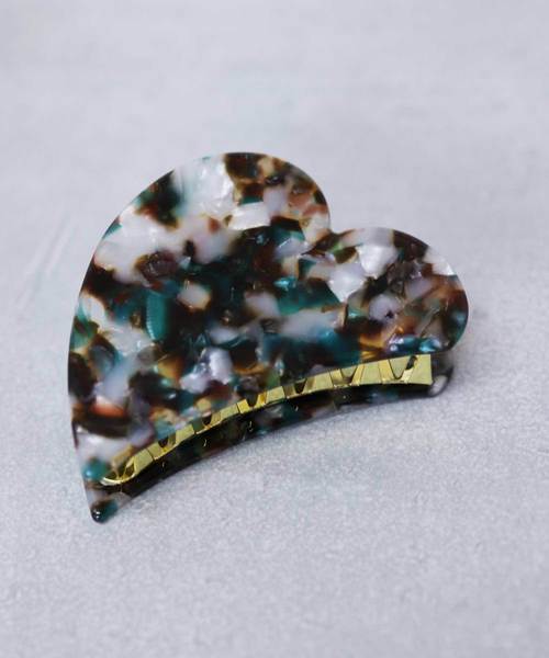 florist（フローリスト）の「ヘアクリップ ハート型 バンスクリップ（バレッタ/ヘアクリップ・レディース・パープル/イエロー系その他3/イエロー系その他2/ブラウン系その他2/ライトピンク/グリーン/ホワイト/グレー/ベージュ/ブラウン/ライトイエロー・FREE）」の18枚目の写真