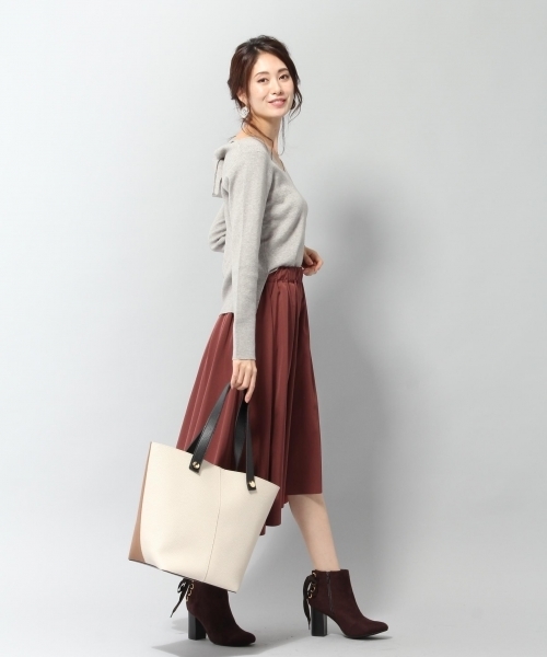 Andemiu（アンデミュウ）の「アシメリバースカート772558（スカート・レディース・レッド/ブルー/モカ・FREE）」の4枚目の写真