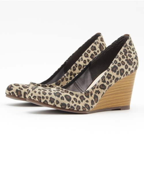 BEAMS LIGHTS Women's(ビームスライツ ウィメンズ)の「Mizar / ウェッジ(パンプス・レディース・その他1/その他2/その他3/ブラック/ベージュ/オレンジ/ブルー/その他5/その他4/その他6/その他7・22.5/23/23.5/24/24.5)」の8枚目の写真