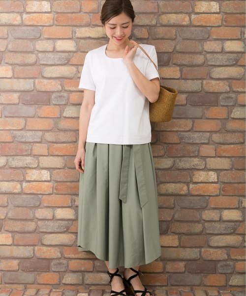 PREFERIR（プレフェリール）の「フラスコネック 半袖 Ｔシャツ（Tシャツ/カットソー・レディース・ホワイト/ブラック/ネイビー・MEDIUM/LARGE）」の15枚目の写真