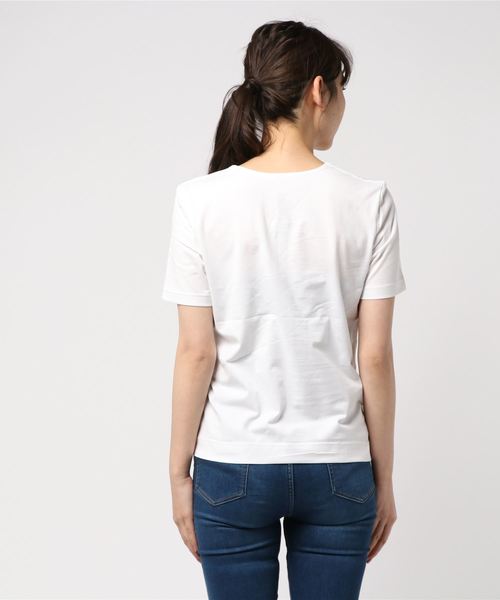 PREFERIR（プレフェリール）の「フラスコネック 半袖 Ｔシャツ（Tシャツ/カットソー・レディース・ホワイト/ブラック/ネイビー・MEDIUM/LARGE）」の4枚目の写真