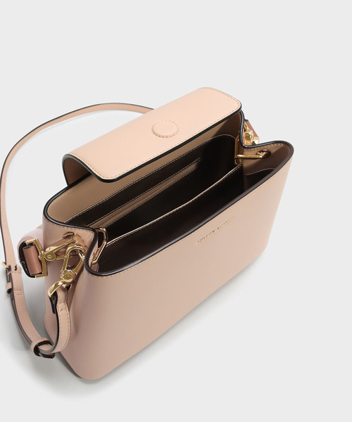 CHARLES & KEITH（チャールズ & キース）の「スカーフラップハンドルハンドバッグ / SCARF WRAPPED HANDLE HANDBAG（ハンドバッグ・レディース・ブラック/ベージュ/オレンジ・M）」の12枚目の写真