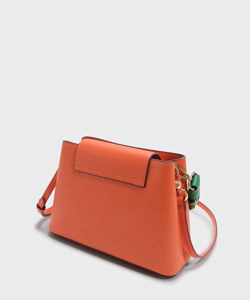 CHARLES & KEITH（チャールズ & キース）の「スカーフラップハンドルハンドバッグ / SCARF WRAPPED HANDLE HANDBAG（ハンドバッグ・レディース・ブラック/ベージュ/オレンジ・M）」の16枚目の写真