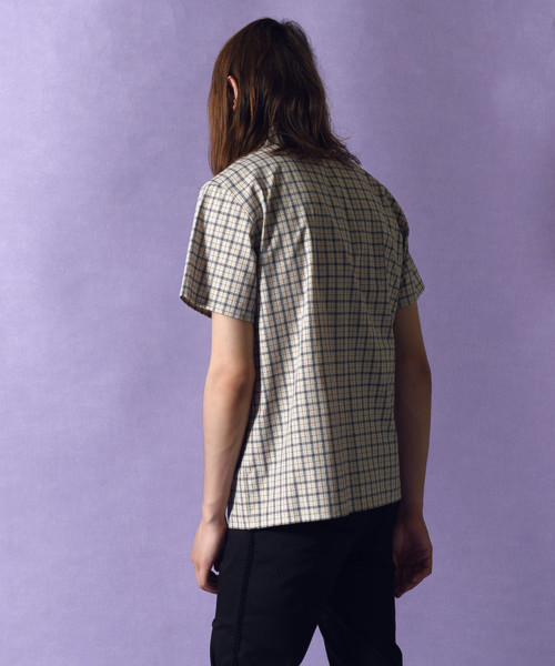 MILKBOY(ミルクボーイ)の「LOGO シャツ(シャツ/ブラウス・メンズ・ベージュ/オフホワイト/ミント・FREE)」の7枚目の写真