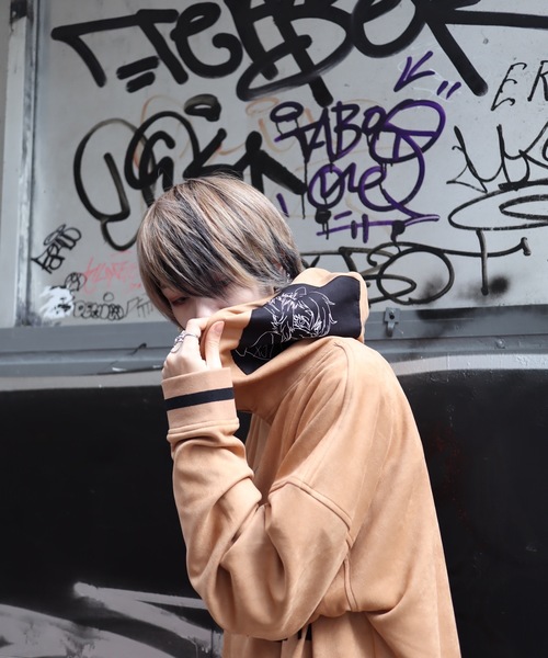 rovtski(ロフトスキー)の「rovtski 【ビッグシルエット】フェイクスウェードバックプリントハーフZIPパーカー(パーカー・レディース・ホワイト/ブラック/レッド/グリーン/ホワイト系その他/ベージュ/レッド系その他/ブラック系その他・FREE)」の20枚目の写真
