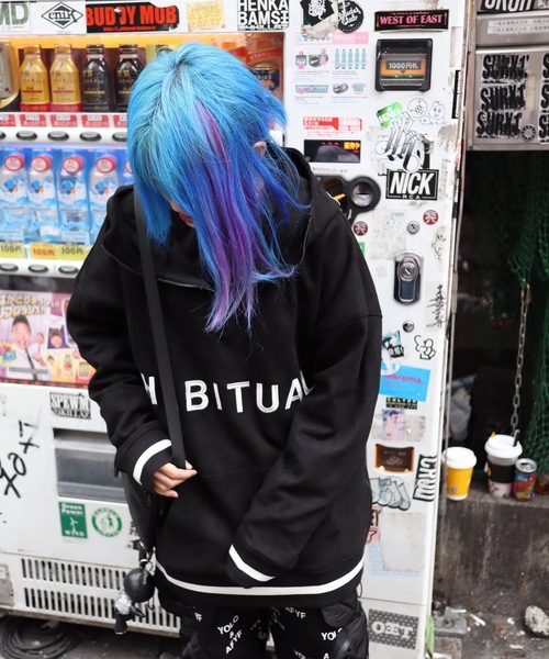 rovtski 【ビッグシルエット】フェイクスウェードバックプリント