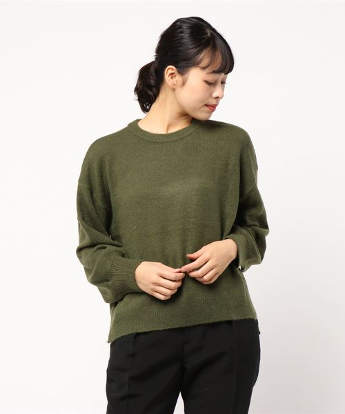 AMERICAN HOLIC(アメリカンホリック)の「・ブークレストレッチクルーネックプルオーバー*(ニット/セーター・レディース・ピンク/杢グレー/ブラック/カーキ/マスタード/ベージュ/グレー系その他2/オフホワイト・FREE)」の6枚目の写真
