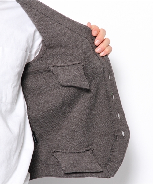 NANO universe（ナノユニバース）の「ミラノリブニットジレ（ベスト・メンズ・グレー/ネイビー/ブラック・SMALL/MEDIUM/LARGE）」の9枚目の写真