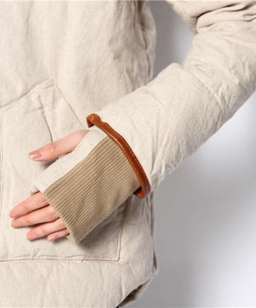 goa（ゴア）の「レザーヨークダウン（ダウンジャケット/コート・レディース・チャコールグレー/モカ/ナチュラル・FREE）」の6枚目の写真