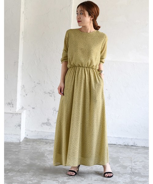 LHELBIE(レルビエ)の「ランダムドットバックねじれフレアロングワンピース(ワンピース・レディース・ブラック/ベージュ/アイボリー・M)」の11枚目の写真