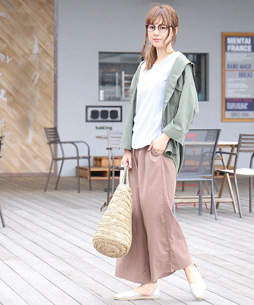 n'ee-ne（ネーネ）の「ワークシャツ（シャツ/ブラウス・レディース・ベージュ/カーキ/アイボリー・L/M）」の7枚目の写真