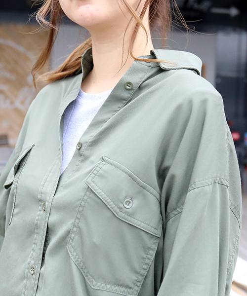 n'ee-ne（ネーネ）の「ワークシャツ（シャツ/ブラウス・レディース・ベージュ/カーキ/アイボリー・L/M）」の11枚目の写真