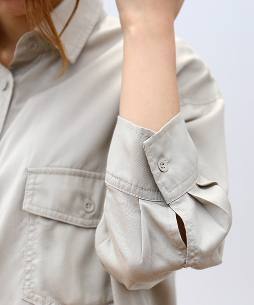 n'ee-ne（ネーネ）の「ワークシャツ（シャツ/ブラウス・レディース・ベージュ/カーキ/アイボリー・L/M）」の22枚目の写真