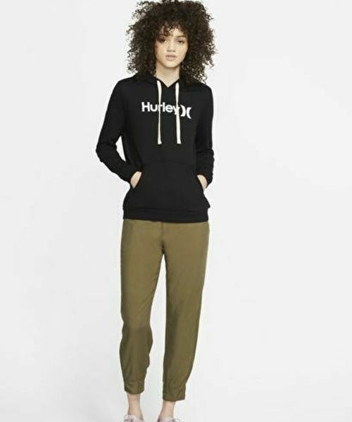 Hurley （ハーレー）の「W HRLY OAO FLEECE PULLOVER LS / レディース プルオーバーパーカープリントロゴ サーフカジュアル（パーカー・レディース・ヘザーグレー/ブラック/ブラック系その他/レッド系その他・X-SMALL/SMALL）」の7枚目の写真