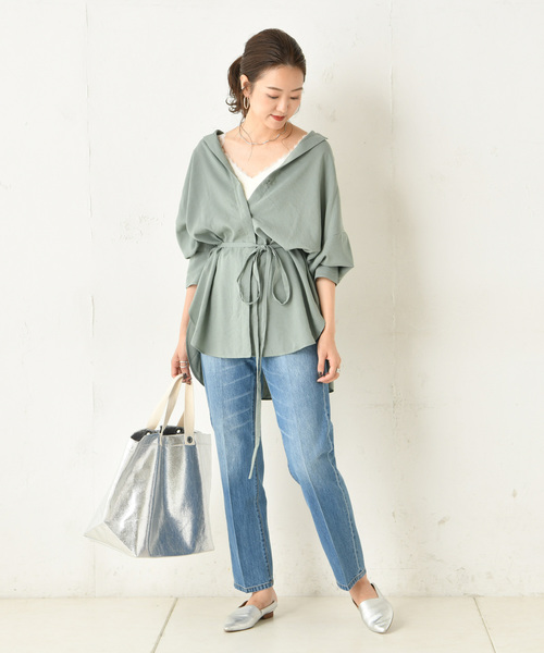 DouDou（ドゥドゥ）の「ベルト付き前開きシャツ（シャツ/ブラウス・レディース・ベージュ/ブラウン/グリーン・FREE）」の7枚目の写真