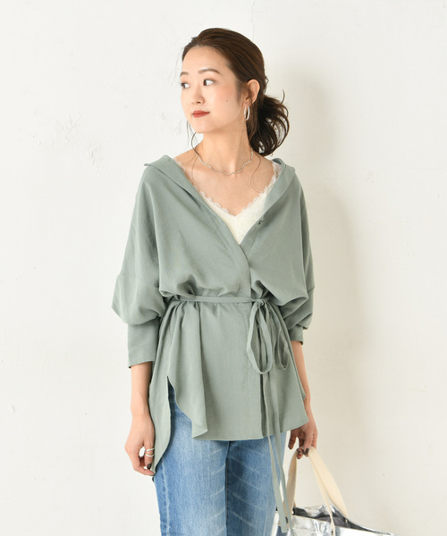 DouDou（ドゥドゥ）の「ベルト付き前開きシャツ（シャツ/ブラウス・レディース・ベージュ/ブラウン/グリーン・FREE）」の14枚目の写真